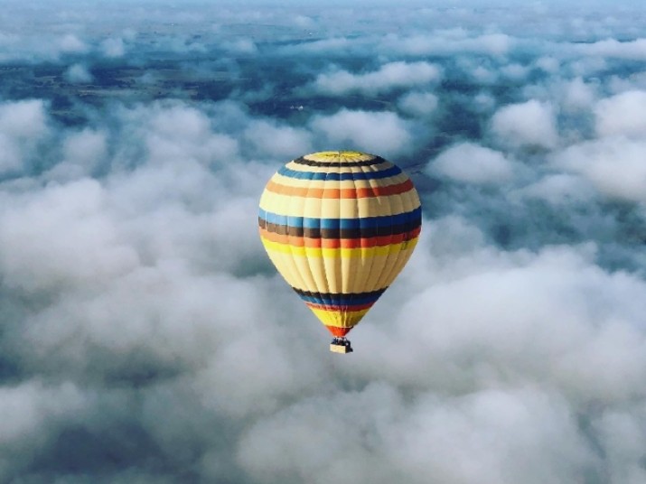 What to Wear Hot Air Balloon | Tours for Cappadocia Find out what to wear for Cappadocia hot air balloon ride with tips on layering, footwear, and sun protection for a comfortable and safe experience